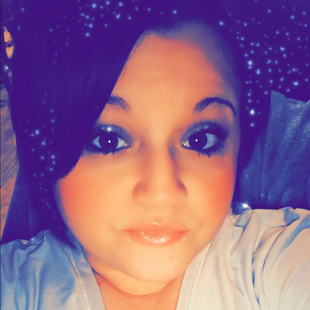 Meet your Posher, Amber